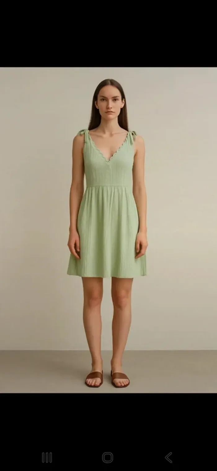 👗 Jolie Robe verte d'été petit noeud qualité italienne