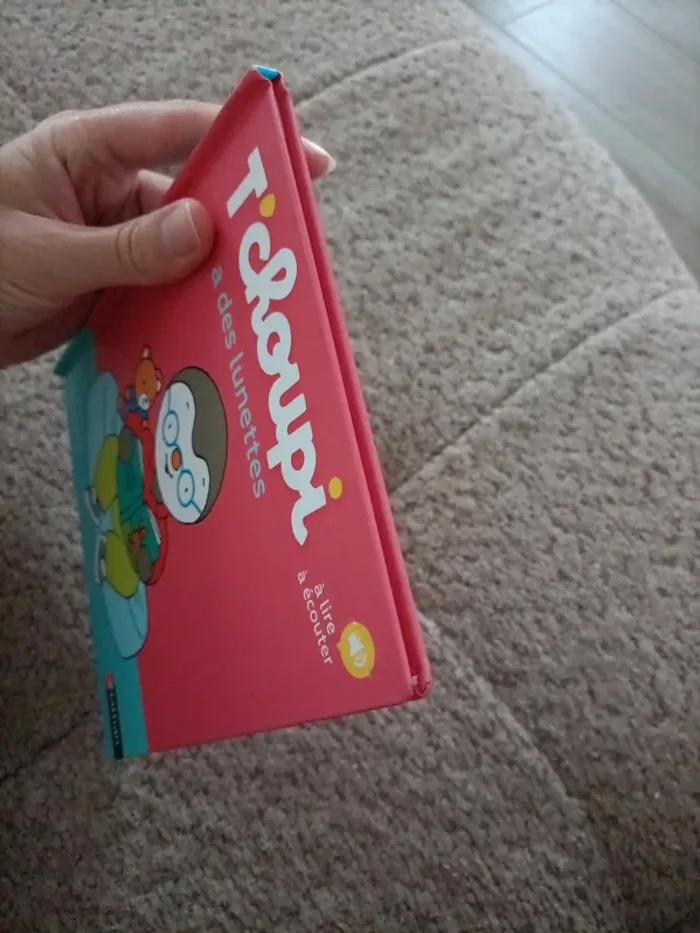 Livre T'choupi a des lunettes - photo numéro 9