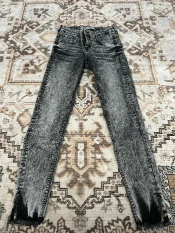 Jean, Zara
