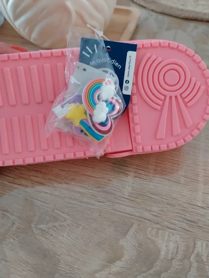 Trousse scolaire inspiration Crocs avec Charms - photo numéro 3
