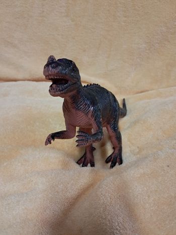 Dinosaure  cératosaure