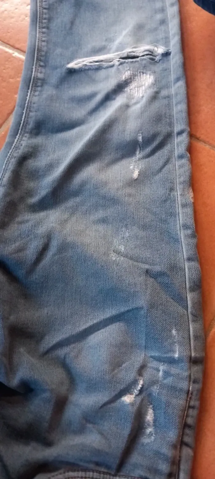 Jeans troué Jog Denim - photo numéro 4