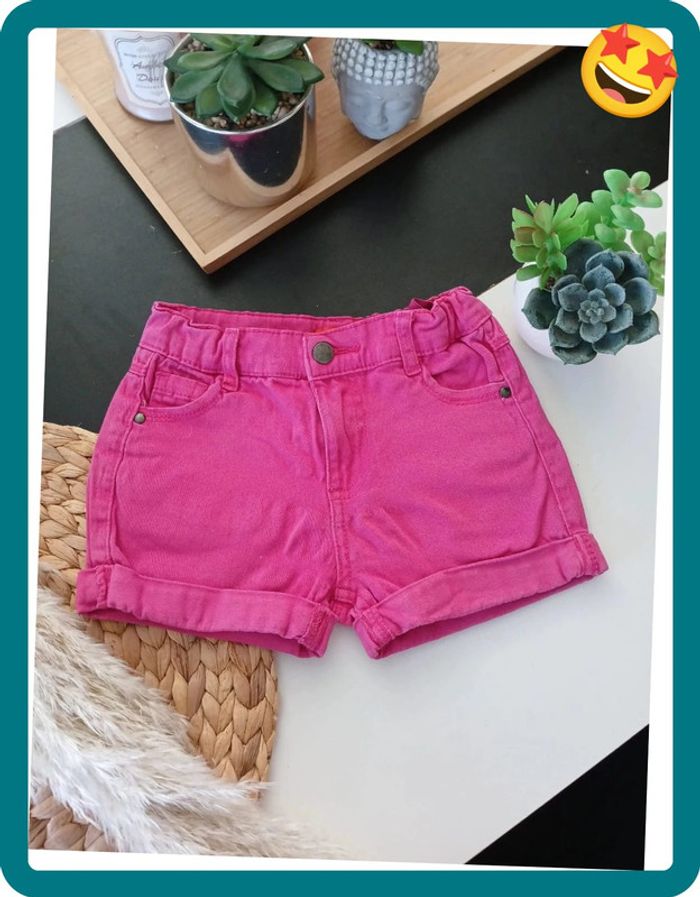 Short en jeans rose Taille 3 ans🌿💝 - photo numéro 3
