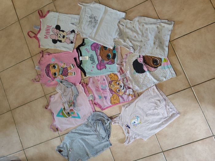 Lot vêtements fille 6 ans - photo numéro 9