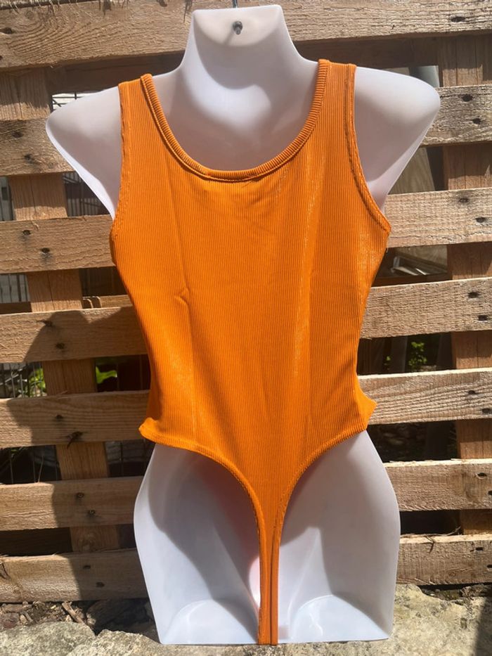 🍊 Body  \Jus d’orange\ Taille S🍊 - photo numéro 3
