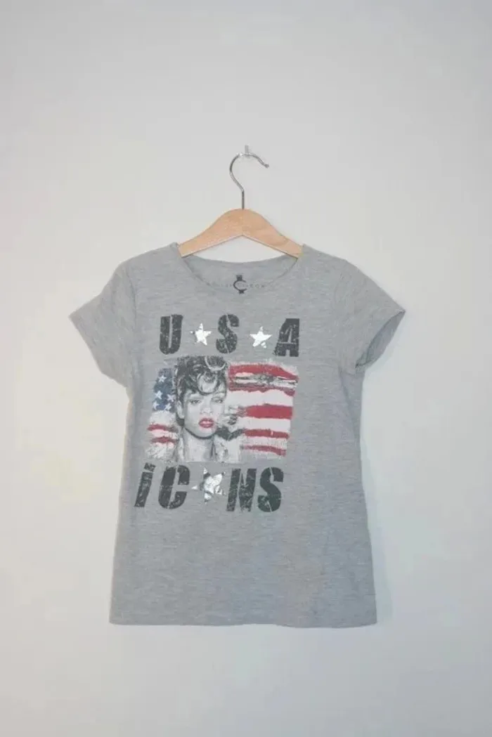 Tee-shirt gris 10 ans