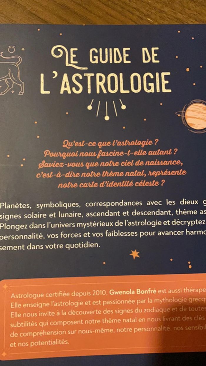 Livre guide de l’astrologie - photo numéro 2