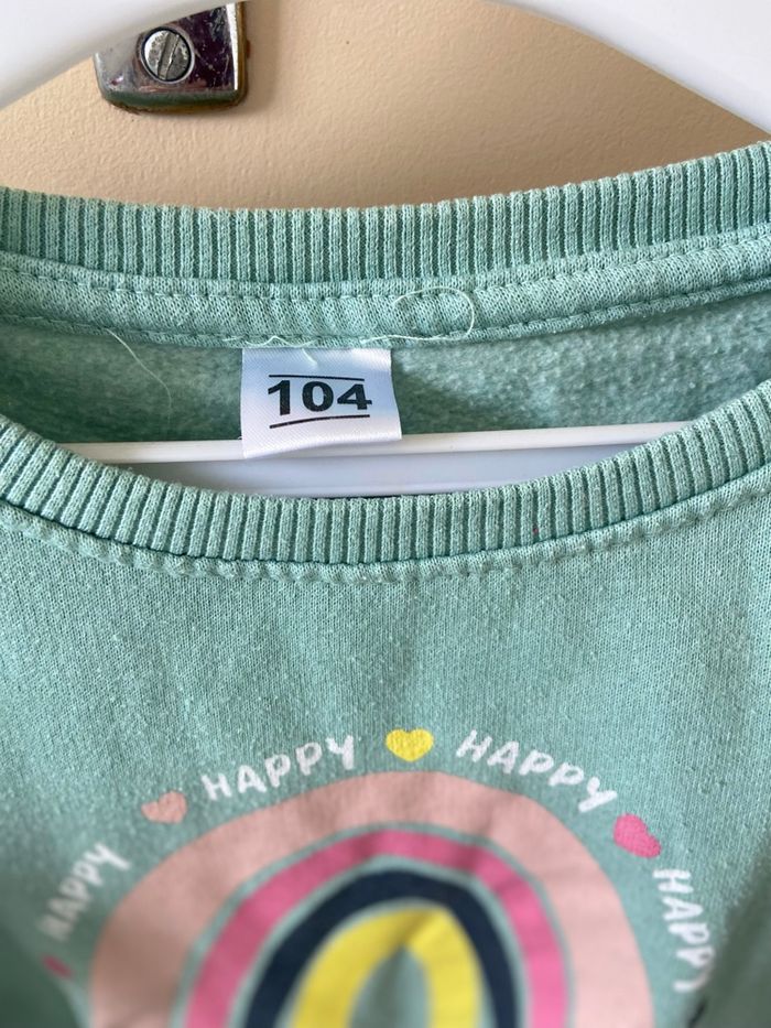 Pull fille 4 ans - photo numéro 2