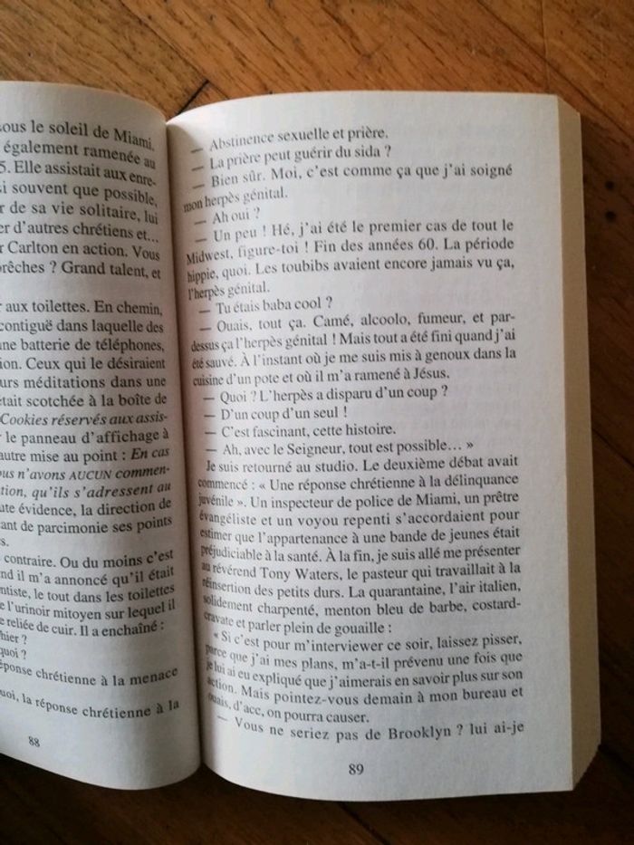 Livre "au pays de dieu" Douglas Kennedy - photo numéro 2