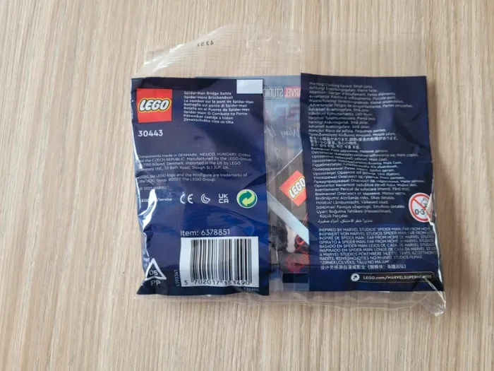 Lego spiderman le combat du pont neuf - photo numéro 2