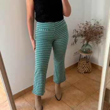 Pantalon flare à motifs géométriques Zara taille M