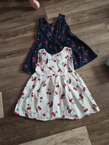 Lot 2 robes cerises