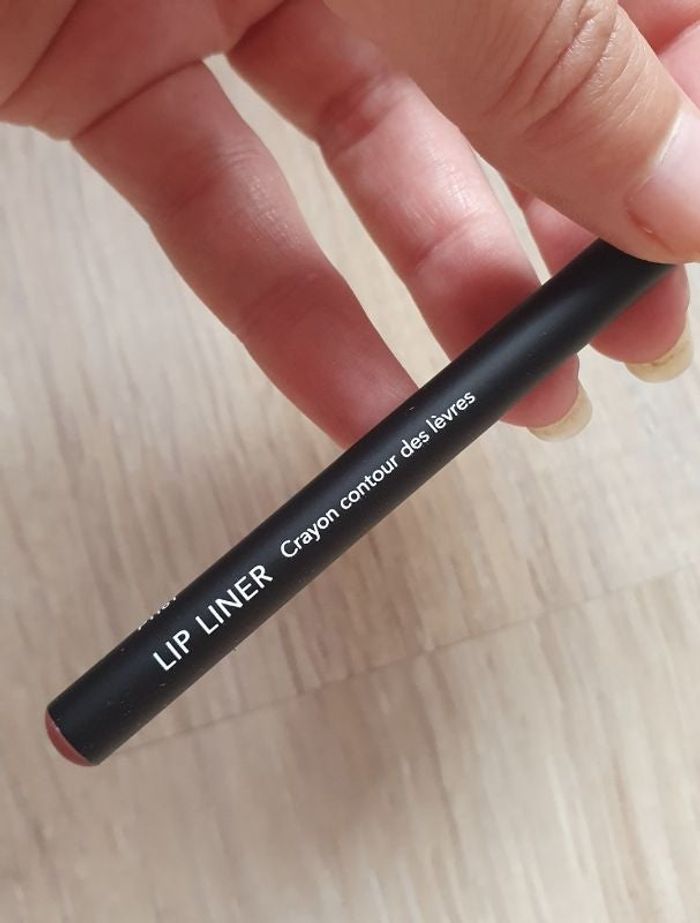 Crayon pour les lèvres Nocibé Lip liner