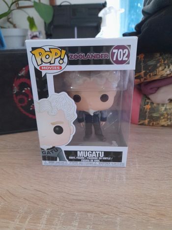 Pop 702