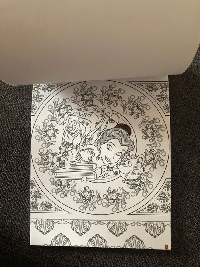 Livre de coloriage disney petit bloc grands classiques - photo numéro 5