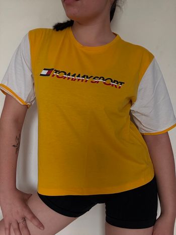 Tee shirt Tommy Sport jaune moutarde logo – taille S