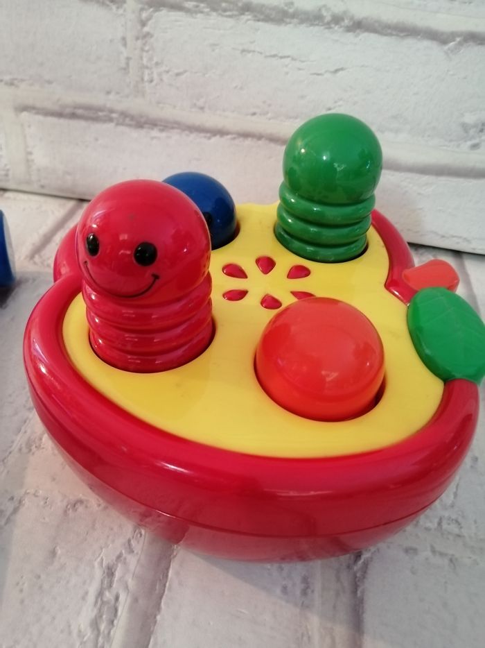 Jouets d éveil tap tap pomme  ambi toys - photo numéro 3