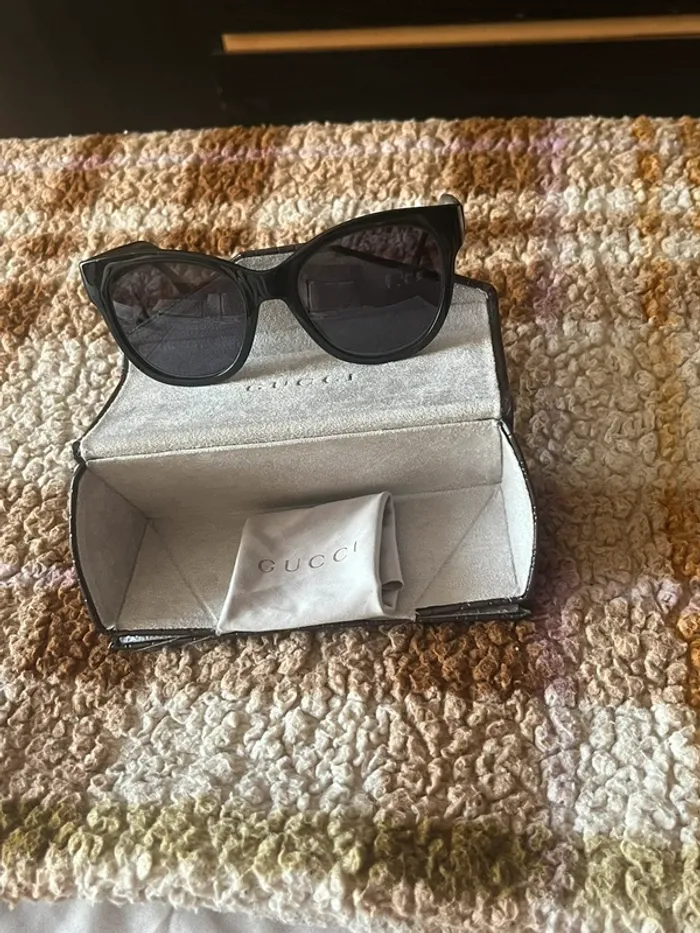 Lunettes de soleil (de vue) Gucci