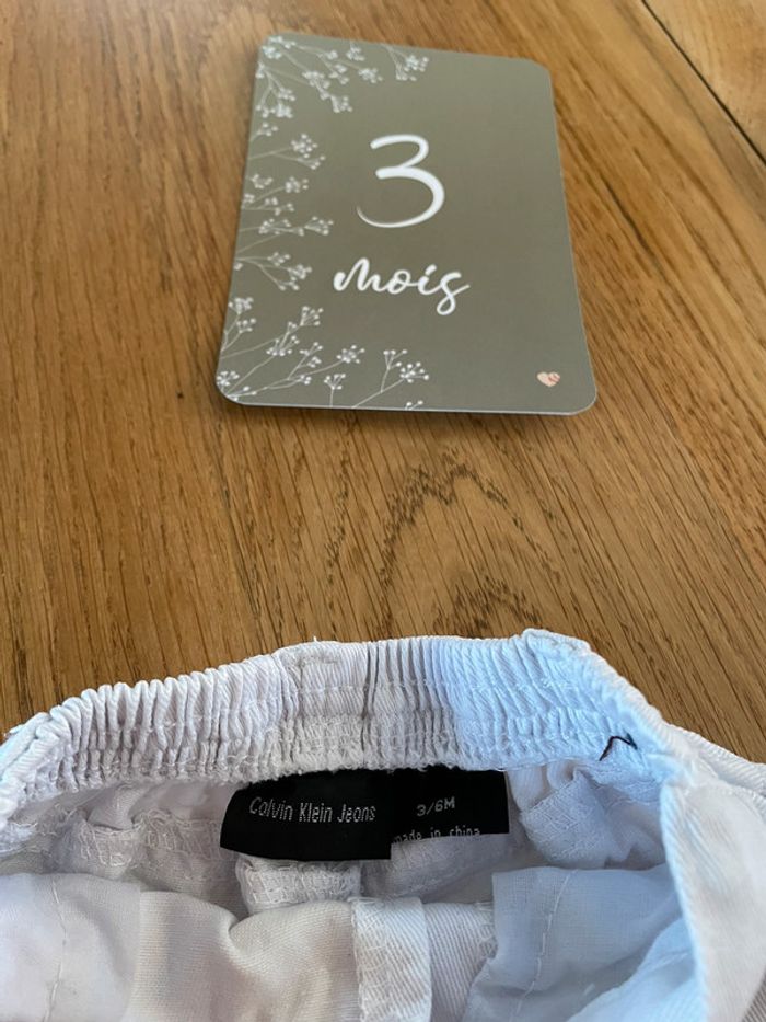Pantalon Calvin Klein 3mois - photo numéro 3