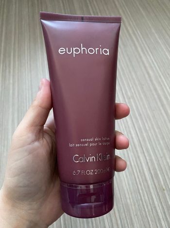 Lait corps Calvin Klein