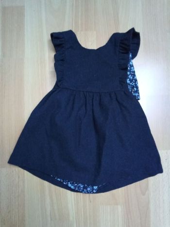 Robe bleu marine à bretelles excellent état
