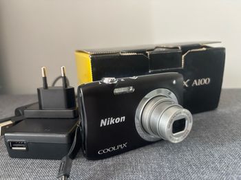 Appareil photo numérique Nikon Coolpix A100 20.1MP zoom 5x
