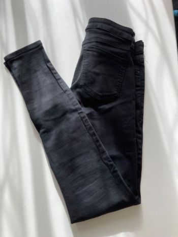 Jean Uniqlo taille 36/S