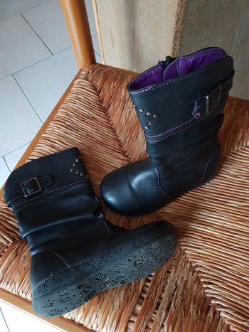 Bottes taille 24