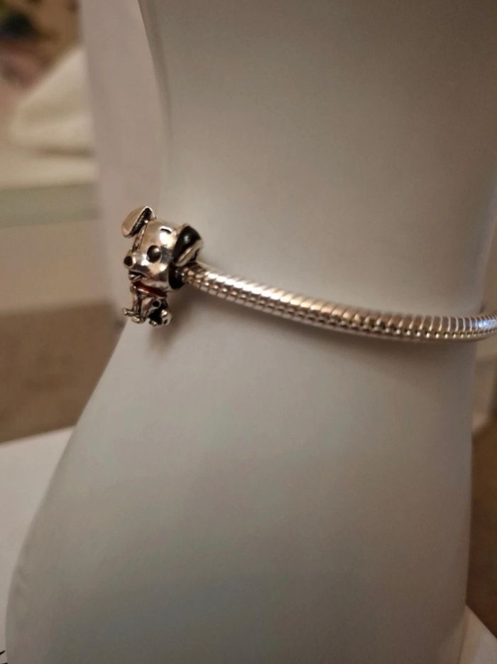 Charm Pongo des 101 dalmatiens - photo numéro 4