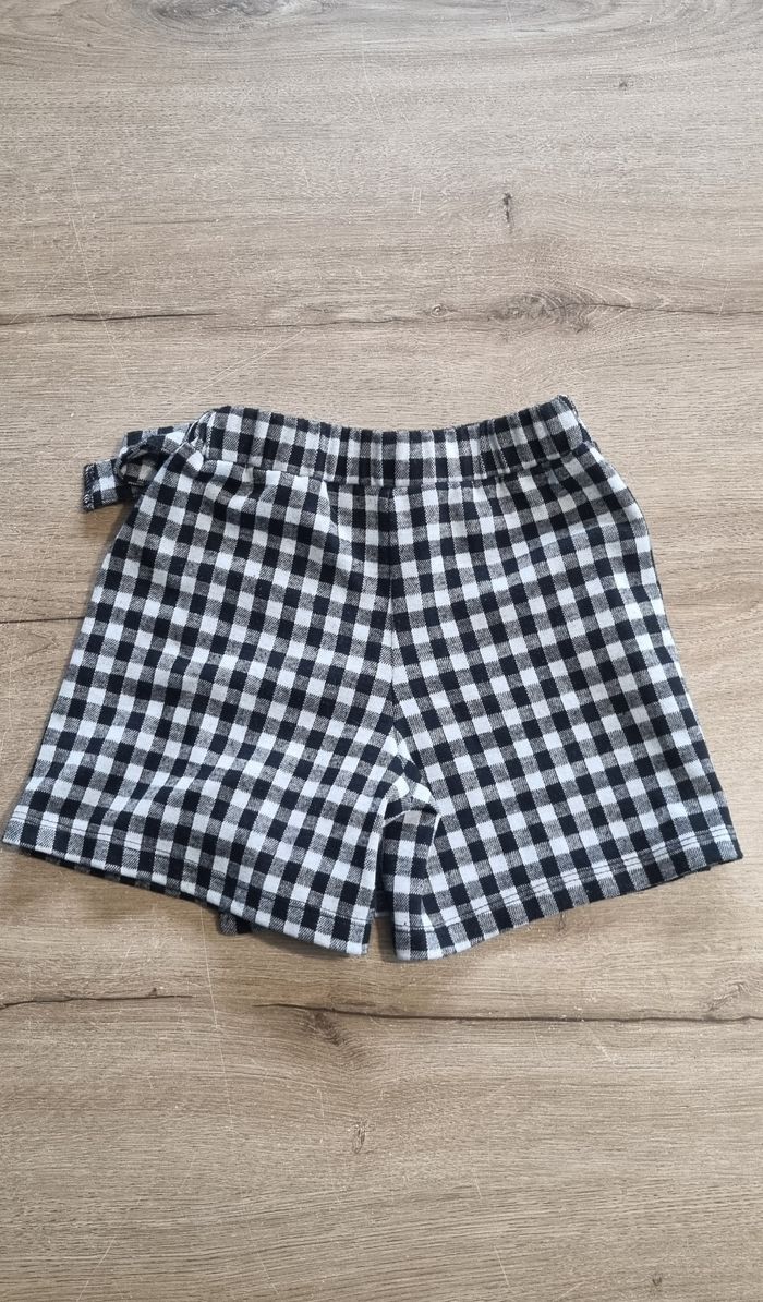 Jupe short 5 ans - photo numéro 4