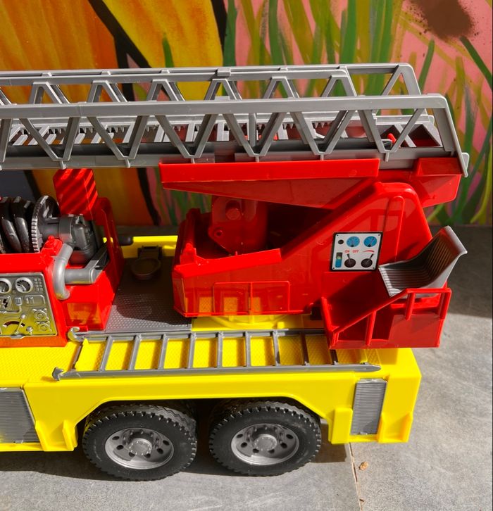 Camion pompier Bruder - photo numéro 2