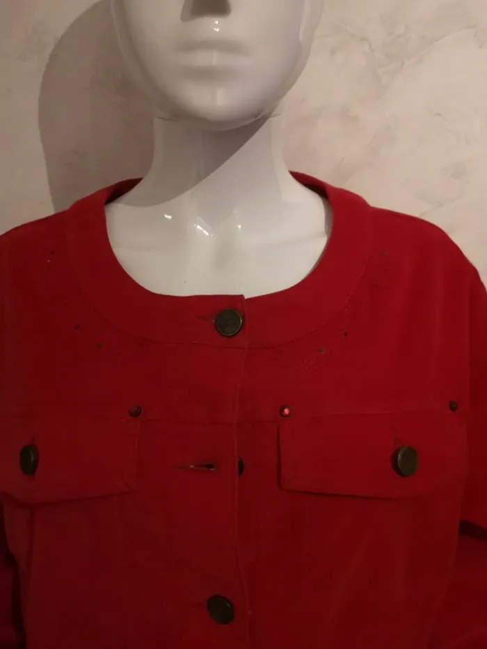 Très belle Veste demi saisons - photo numéro 2