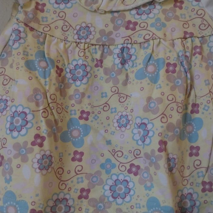 Haut 6 mois Neuf - photo numéro 2