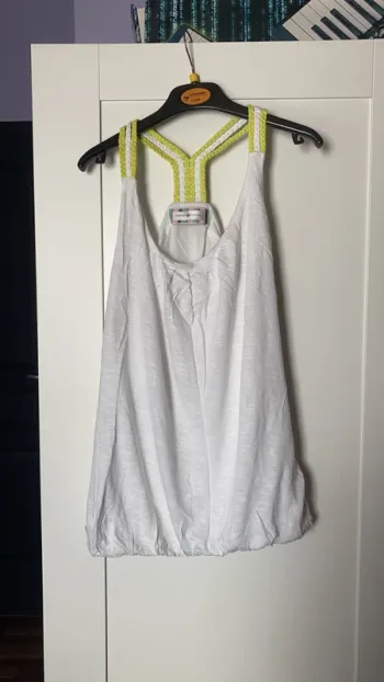 débardeur blanc