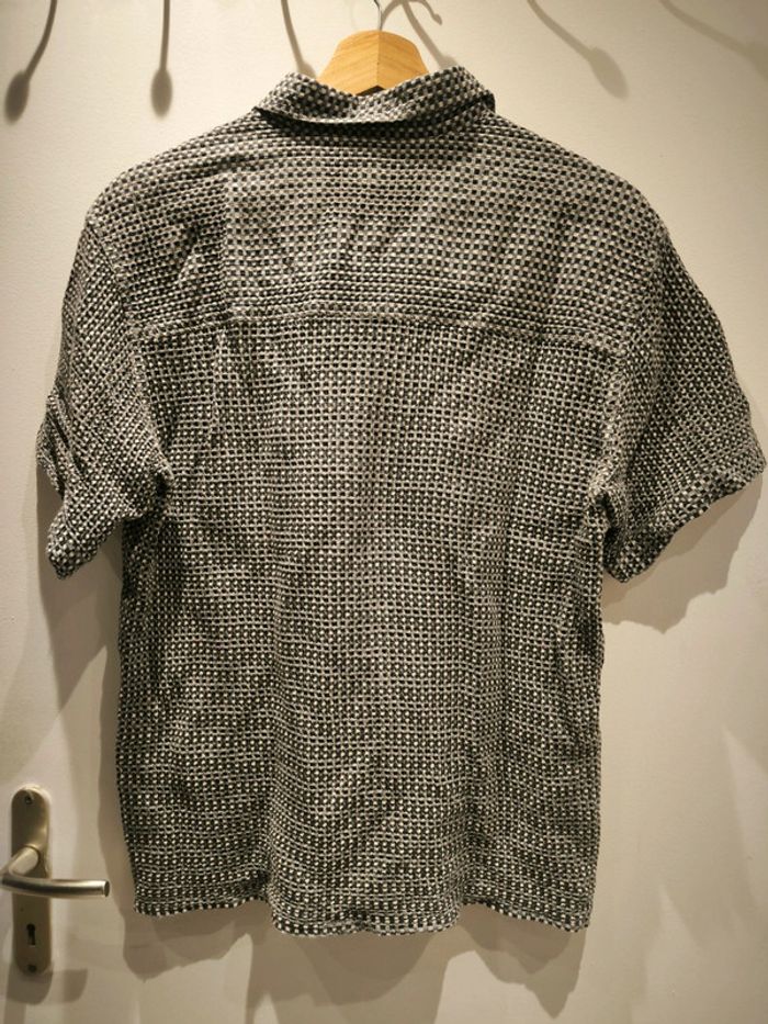 Chemise grise - photo numéro 4