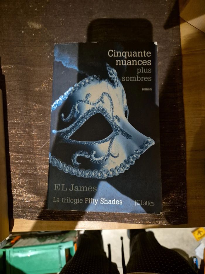 Livre 50 nuances de grey - photo numéro 3