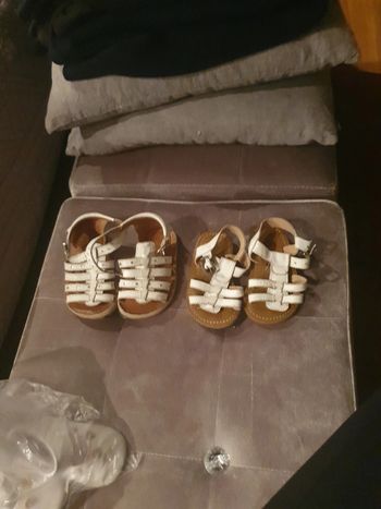 Lot 2 paires sandales bébé