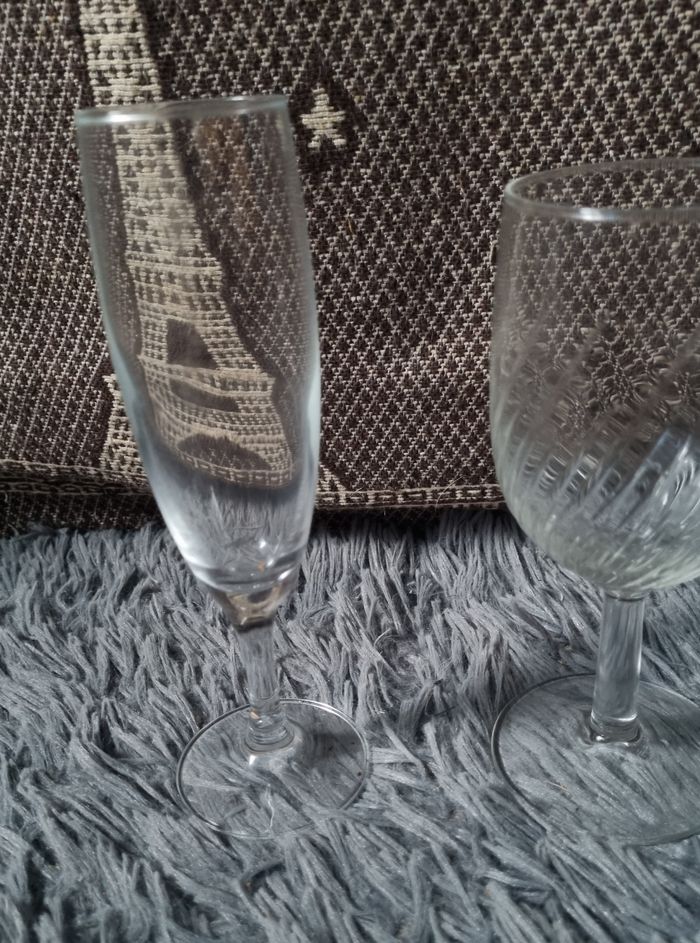 Lot 3 verres à pieds - photo numéro 2