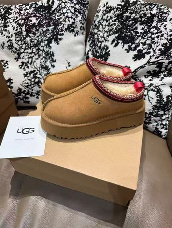 UGGs Lammfell Neu Gr. 37