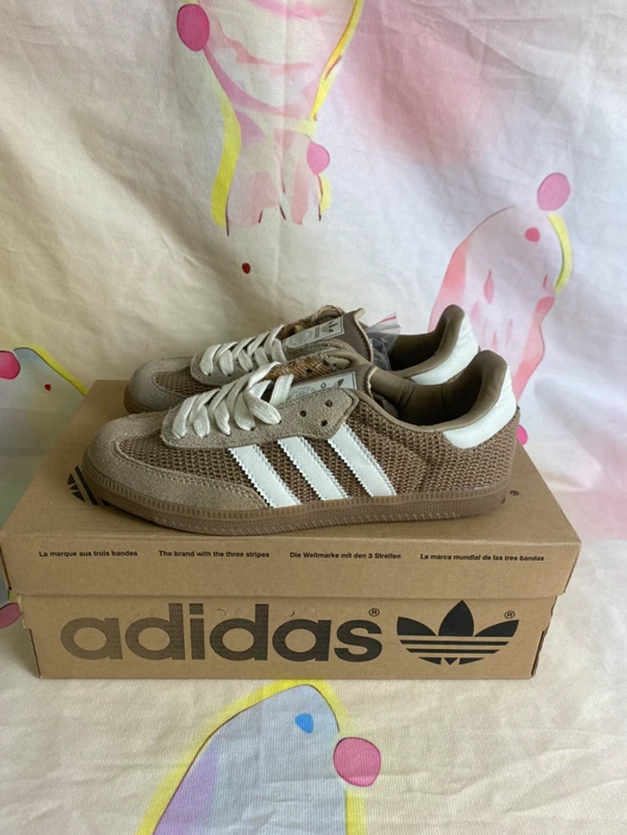 Baskets Adidas Samba  Taille 37 - photo numéro 3