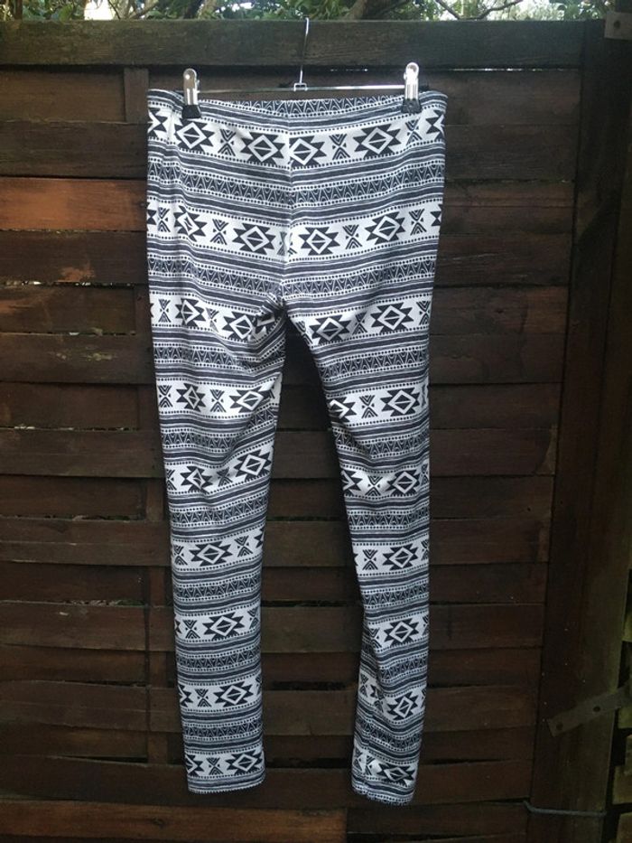 Legging noir et blanc - photo numéro 4