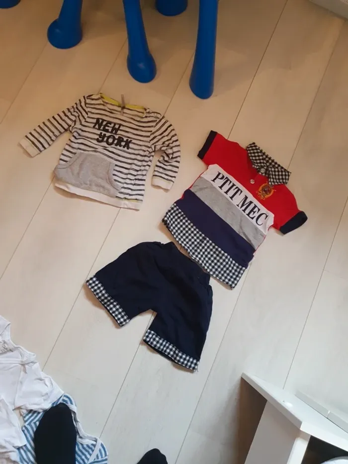 Vêtements 12mois - photo numéro 3