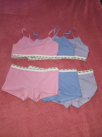 Ensemble sous vêtements  16 ans neuf