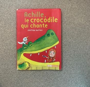Livre Achille le crocodile qui chante
