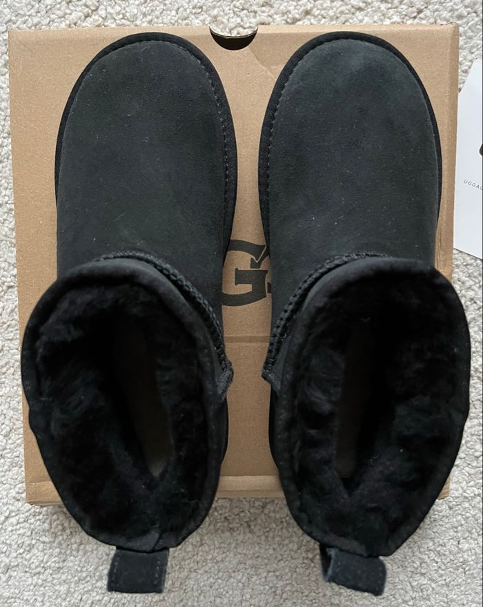 Bottines UGG Classic Ultra Mini Platform - Taille 39 - Neuves - photo numéro 6
