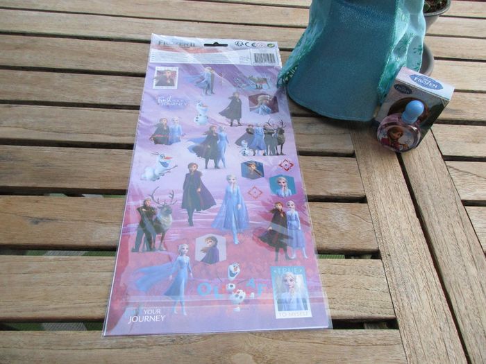 poupée elsa reine des neiges nve+mini parfum nf+stickers nfs - photo numéro 6