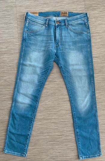 Jean Wrangler 34/32 taille 44