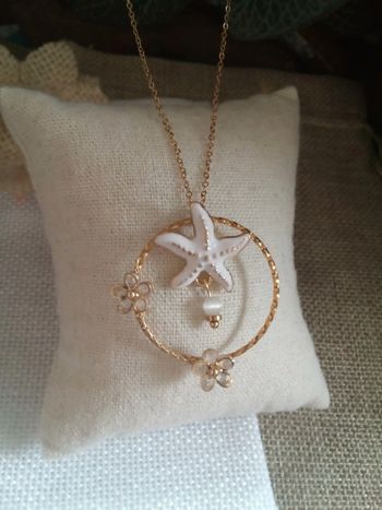 Collier étoile de mer et anneau fleuri
