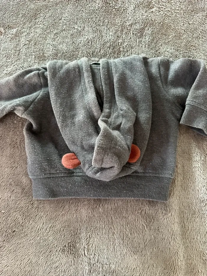 Veste 3 mois - photo numéro 2