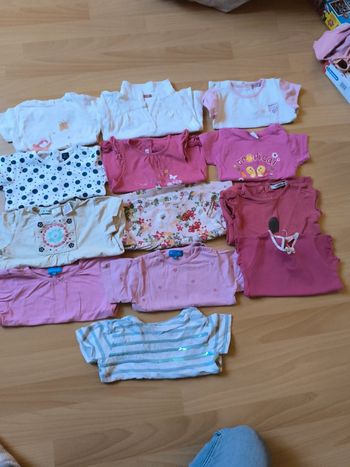 Lot tee shirt manches courtes fille 18 mois